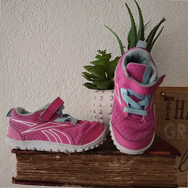 Toddler Baby Girl Reebok Ventureflex Stride Tennis Shoes Sneakers Pink Size 5