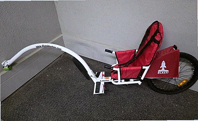 Weehoo Blast Tandem Bike Trailer Toddler Light Weight Ride Along Accessory USED